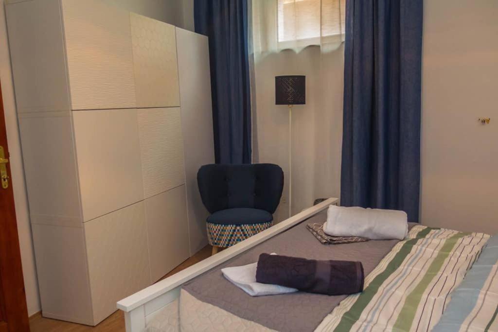 Teubel Apartman 2 Székesfehérvár Extérieur photo